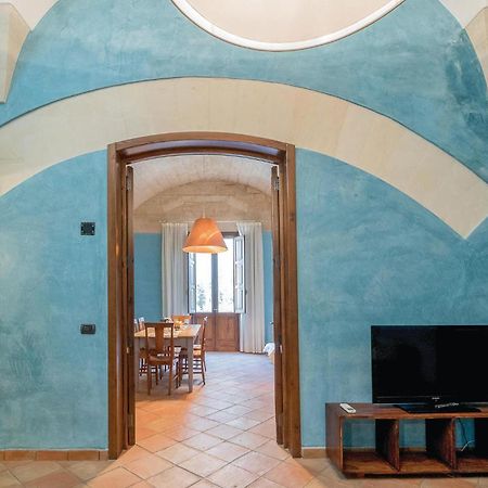 1 Bedroom Awesome Apartment In Lecce Le Exterior foto